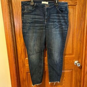 Maurice’s crop jeans size 20